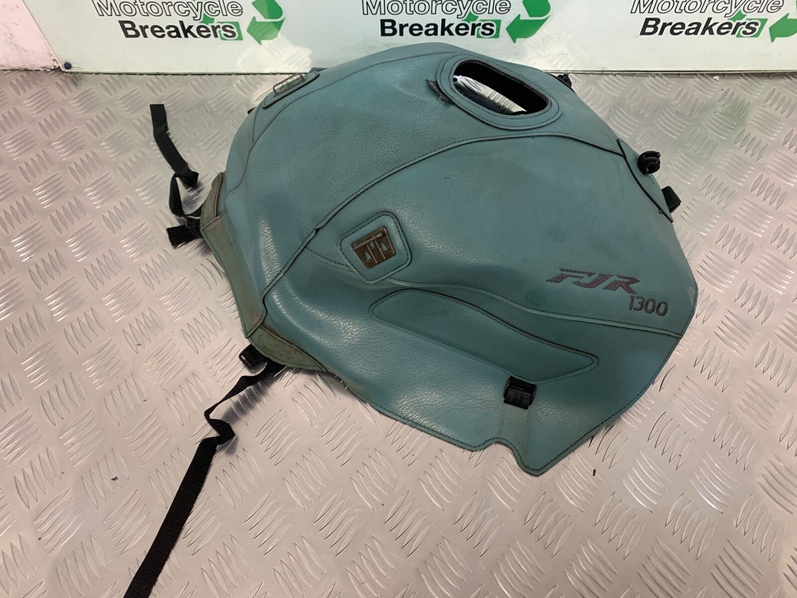 YAMAHA FJR1300 FJR 1300 BAGSTER TANK COVER   YEAR 2001-05 (STOCK 946)