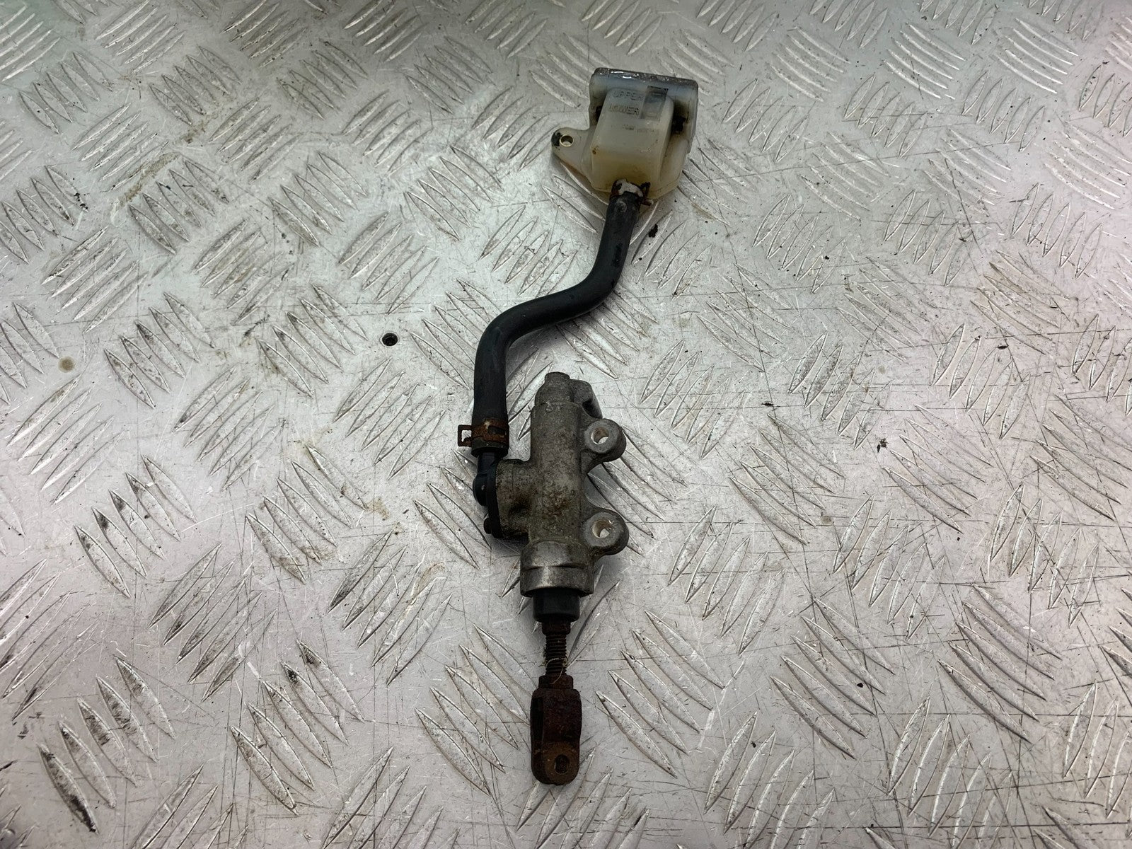 SUZUKI GSF600 GSF 600 BANDIT REAR MASTER CYLINDER   2000-2004 (CMB1269)