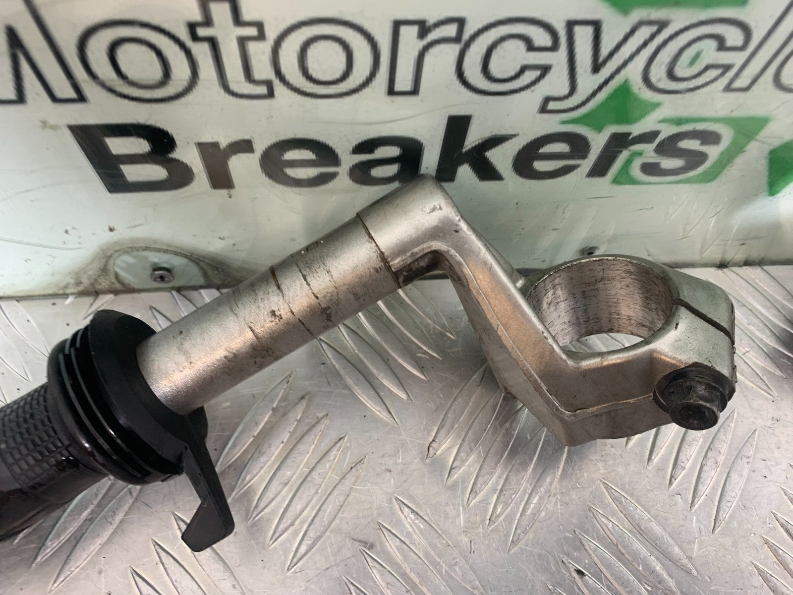 HONDA VFR800 PRE V-TEC LEFT HANDLEBAR  YEAR 1998-2001 (CMB1233)