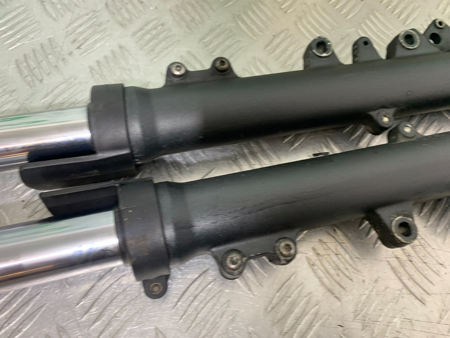 TRIUMPH 1050 SPRINT ST FORKS 2003-2011 (CMB1285)