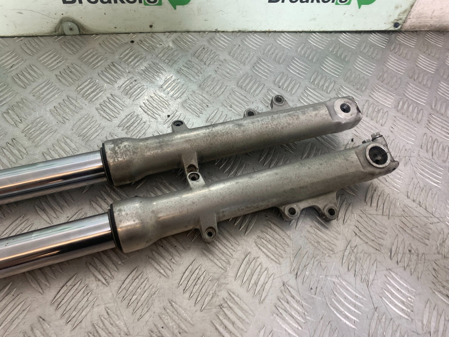 SUZUKI GSX750 INAZUMA FORKS (SOLD AS PARTS)  YEAR 1998-2003 (CMB1308)