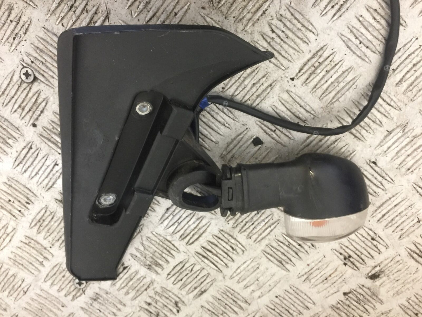 YAMAHA MT09 MT-09 02 LEFT INDICATOR AND INFILL  YEAR 2019 (STOCK 730)