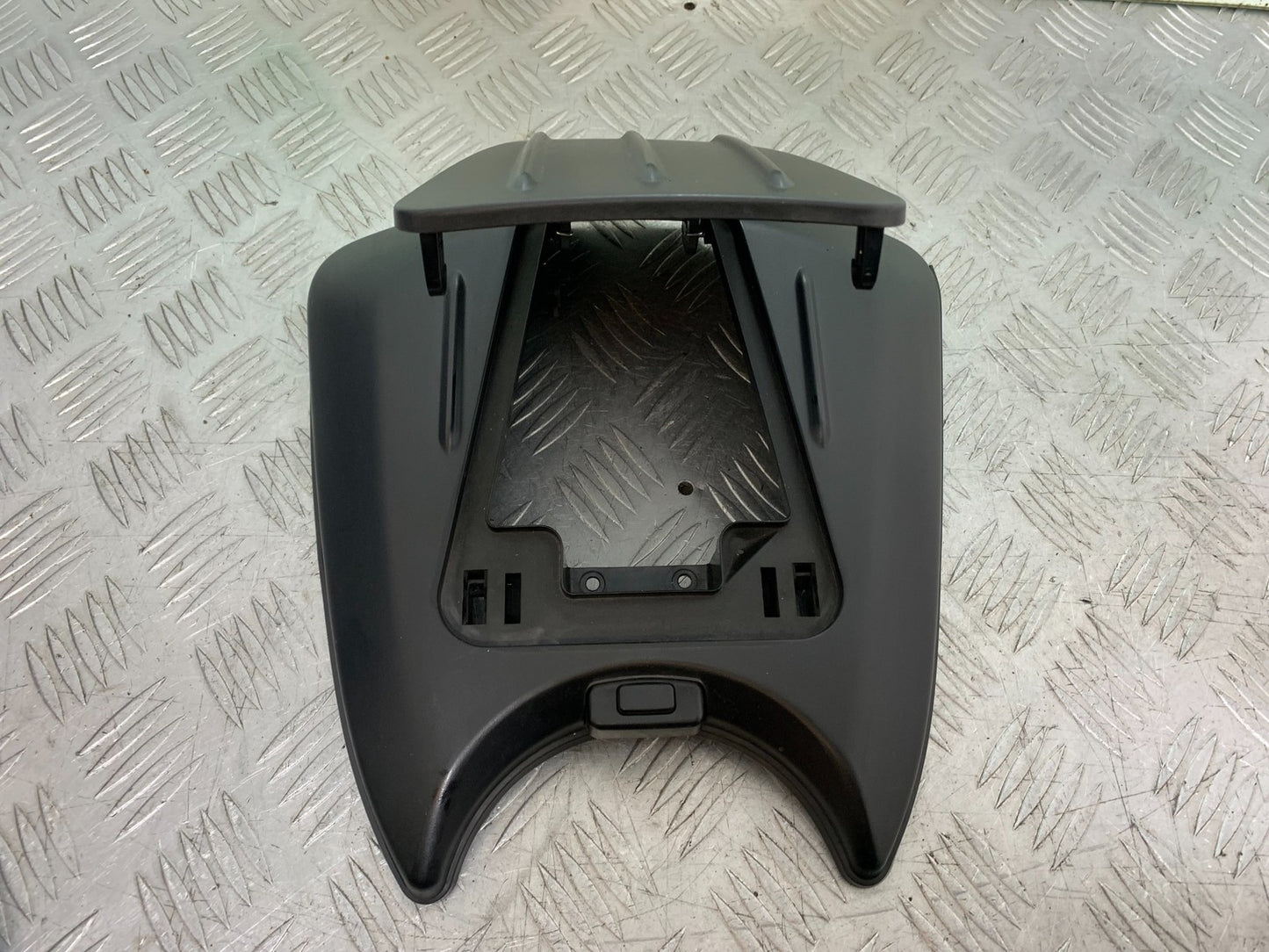 KAWASAKI GTR1400 GTR 1400 TANK COVER AND LID    YEAR 2007-2009 (CMB1306)