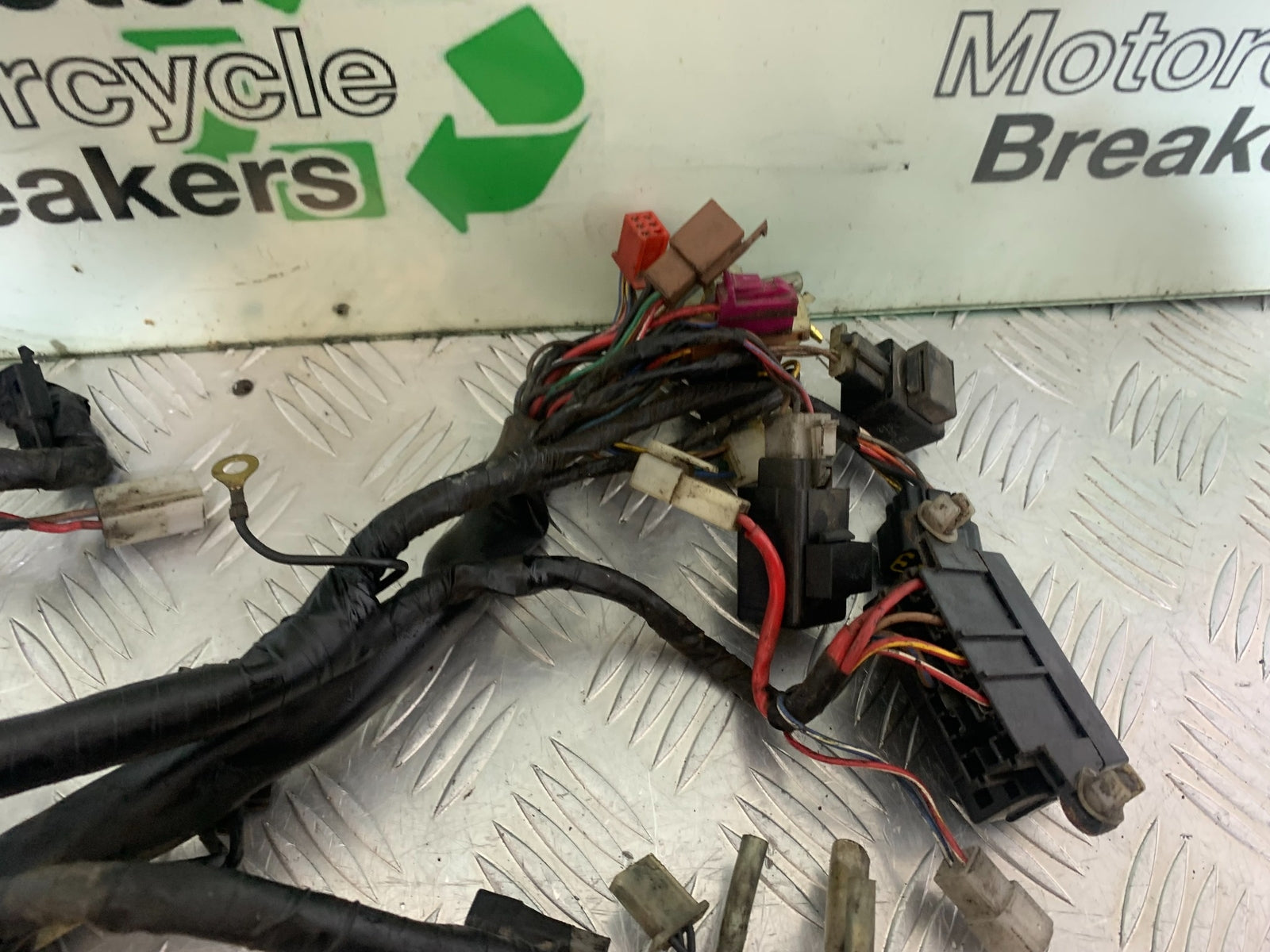 YAMAHA XJR1300 XJR 1300 WIRING LOOM  YEAR  1999-2003 (CMB1119)