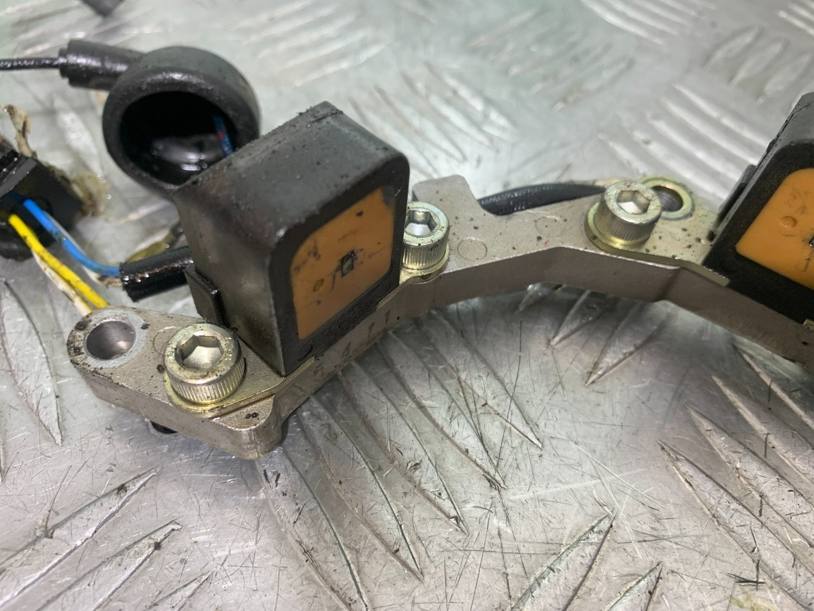 HONDA VFR750 VFR 750 IGNITION PICK UPS  YEAR 1994-1997 (CMB1156)
