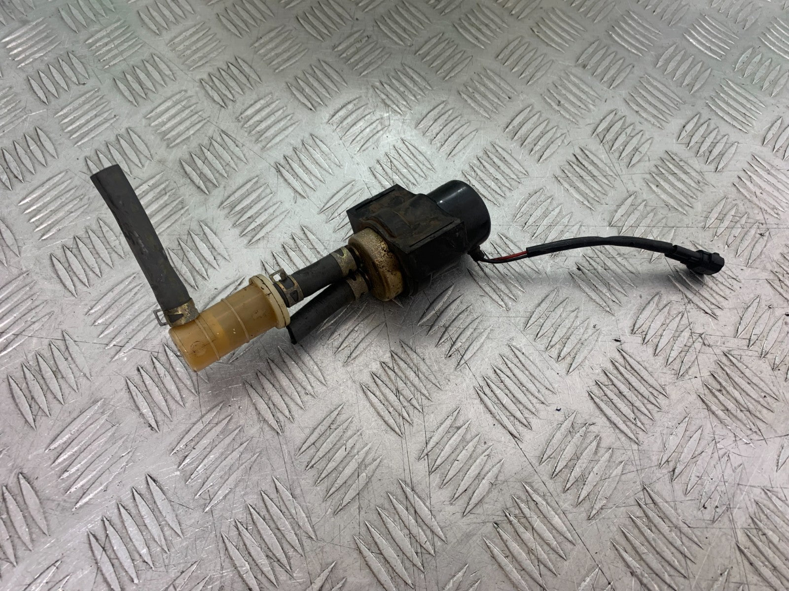 KAWASAKI ZX9R ZX9 R PETROL PUMP  YEAR 1998-1999 (CMB1329)