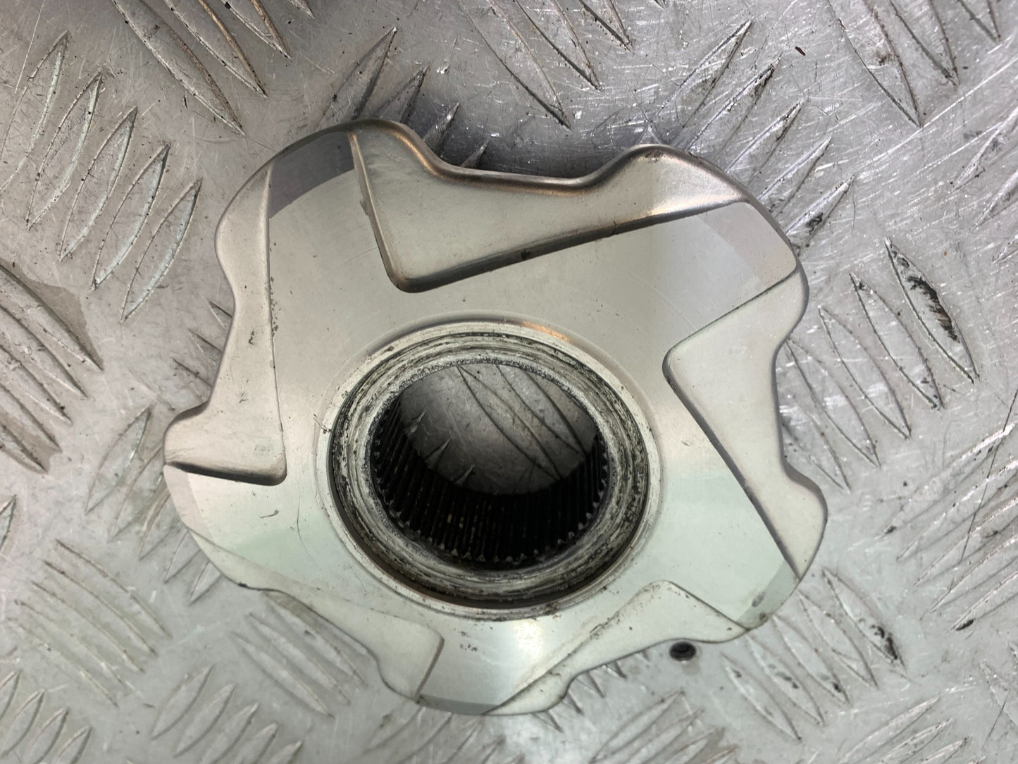 MV AGUSTA 800 F3 REAR SPROCKET CARRIER COVER YEAR 2013-2016 (CMB1152)