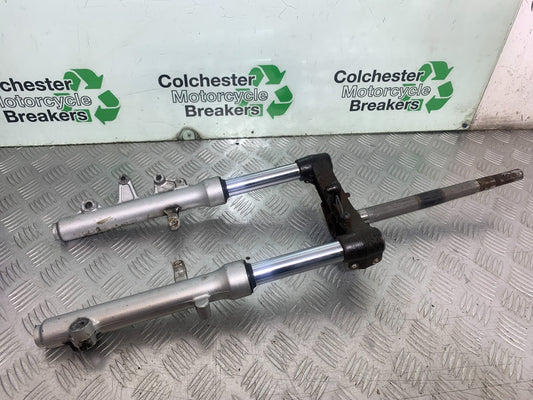 SUZUKI AN 200 UH 200 FORKS AND YOKE  YEAR 2007-2009 (CMB1256)