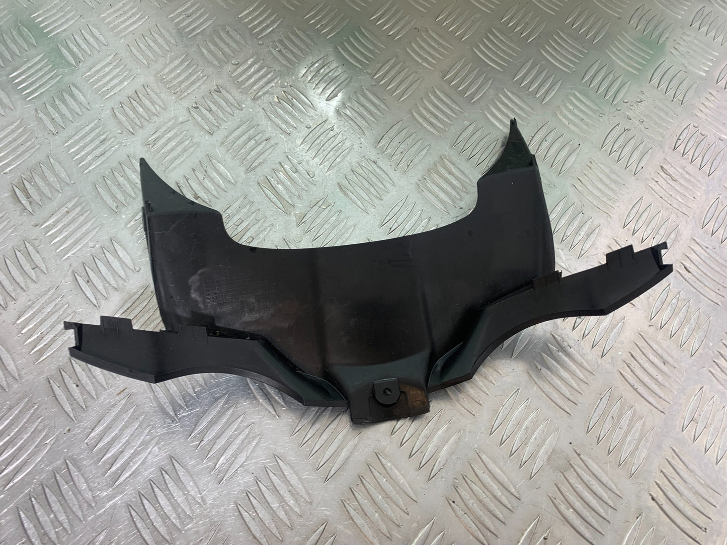 HONDA CBR1000 rr FIREBLADE LOWER TOP FAIRING INFILL PANEL  2008-2011 (CMB1037)