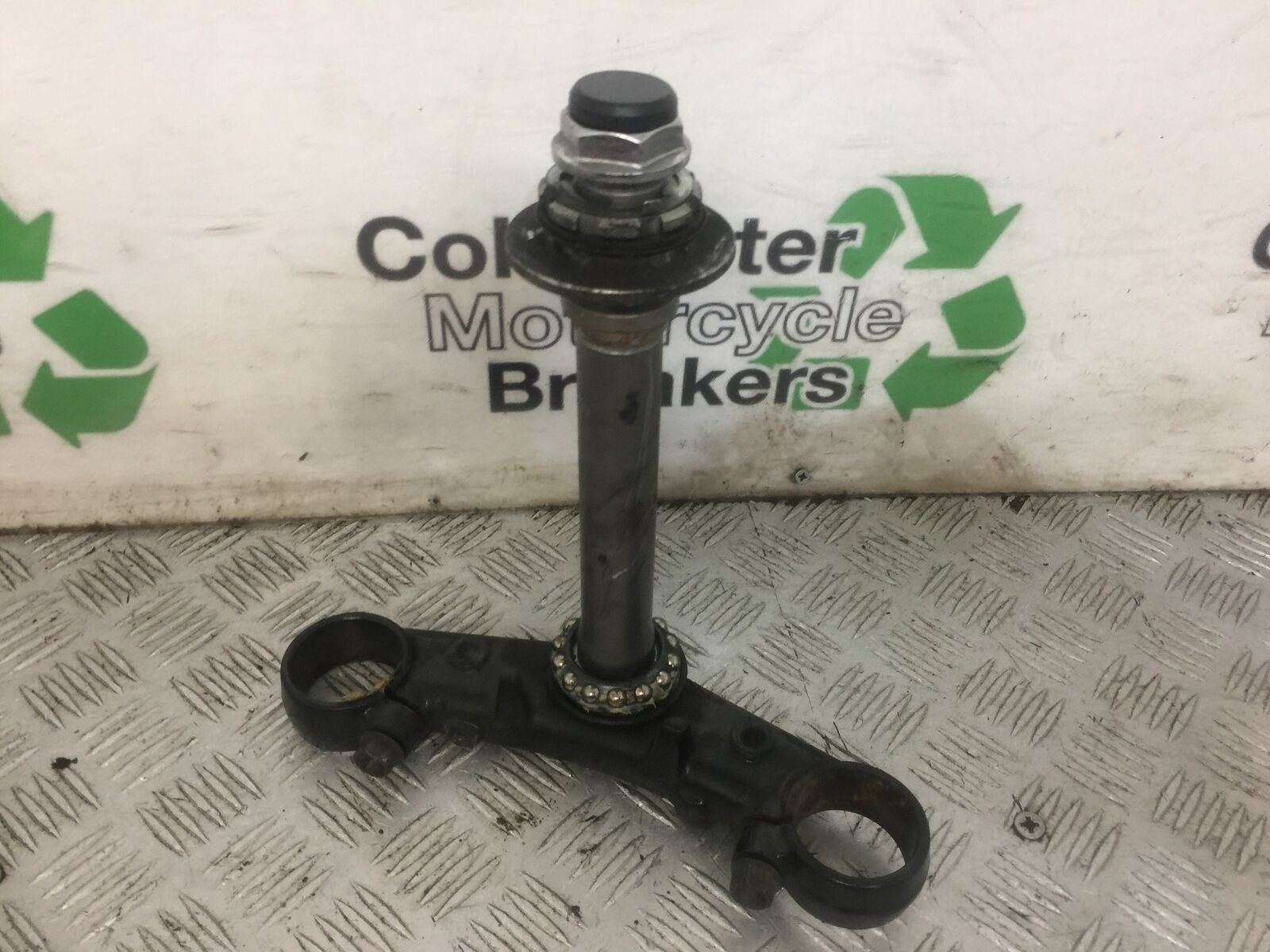 HONDA CBR600 CBR 600 F4I BOTTOM YOKE YEAR 2002 (STOCK 867)