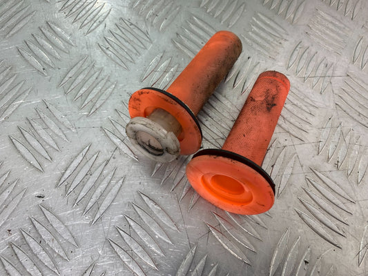 QINGQI QM125 GY-2B THROTTLE TWIST GRIP  YEAR 2016 (CMB1228)