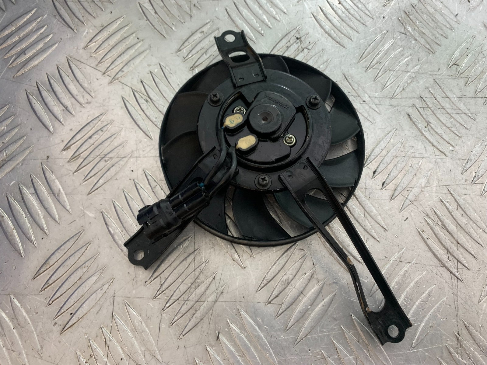 HONDA CBR1000 rr FIREBLADE RADIATOR FAN   2008-2011 (CMB1253)