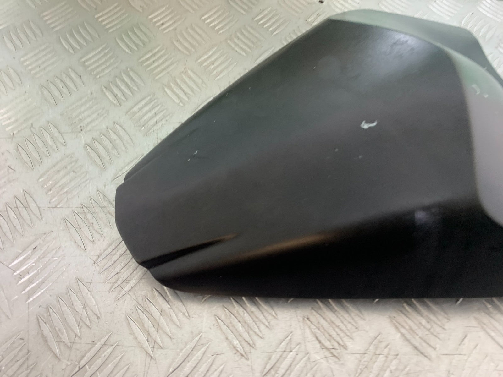 KTM RC125 RC 125 REAR SEAT  YEAR 2017-2022 (CMB 1244)
