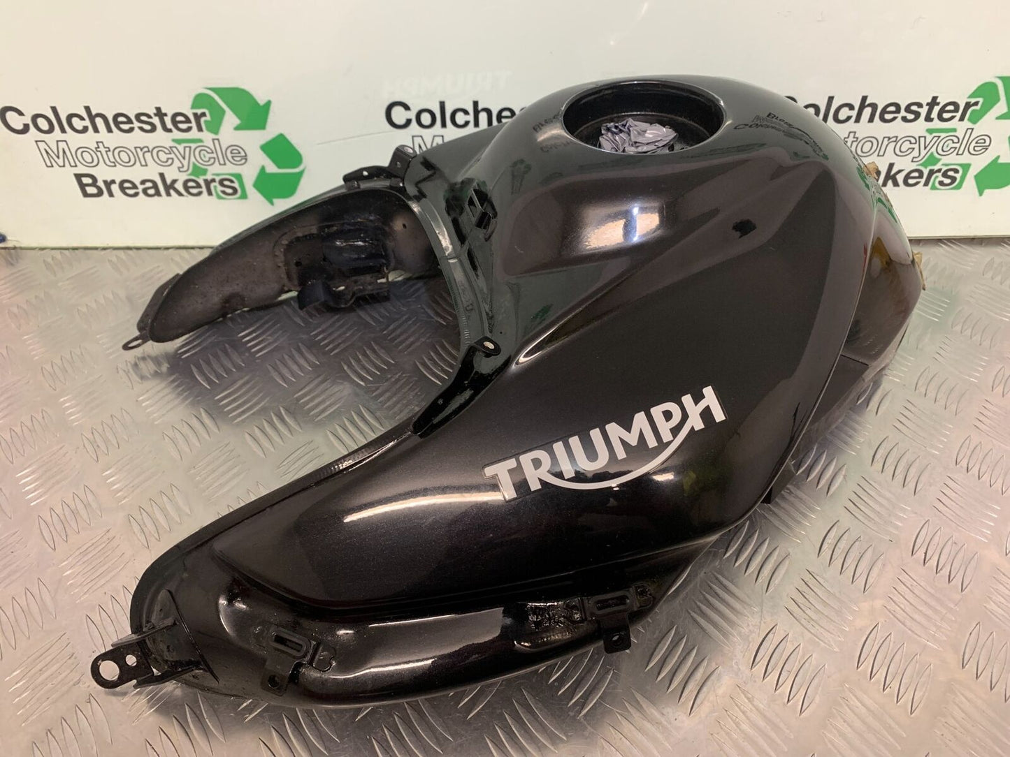 TRIUMPH TIGER 800 XCX PETROL TANK YEAR 2015-2017  (STOCK 966)