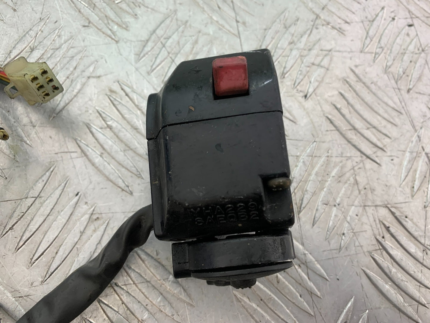 YAMAHA XV1100 XV 1100 VIRAGO LEFT SWITCH GEAR  1990-1999 (CMB1243)