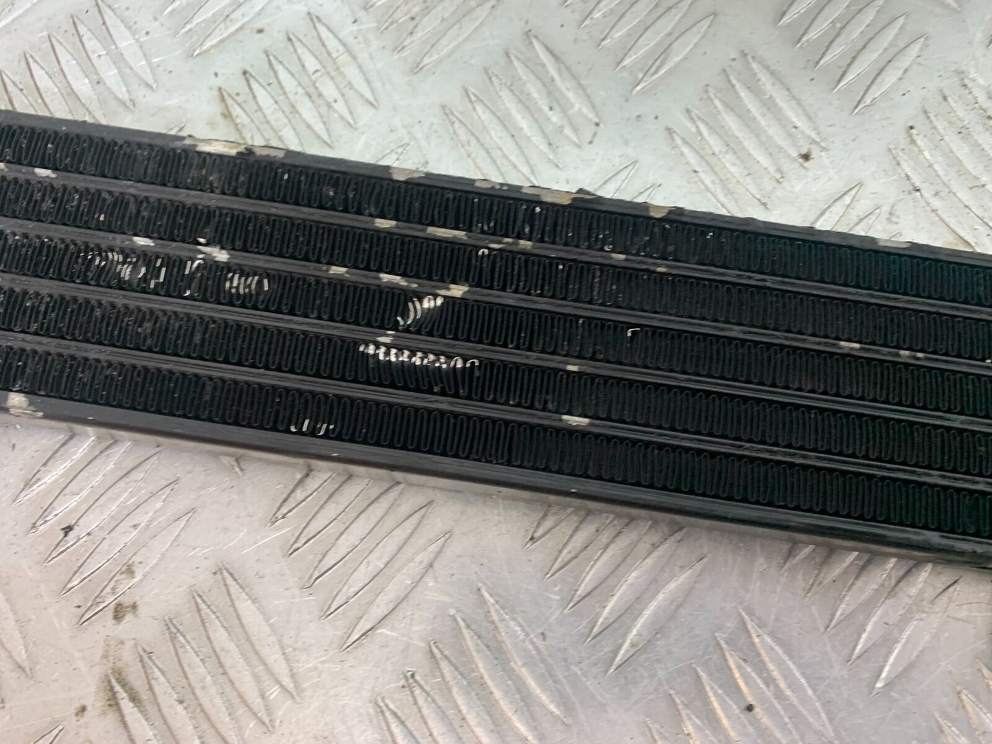 HONDA CBR1100 BLACKBIRD OIL COOLER YEAR 1999-2005 (CMB1103)