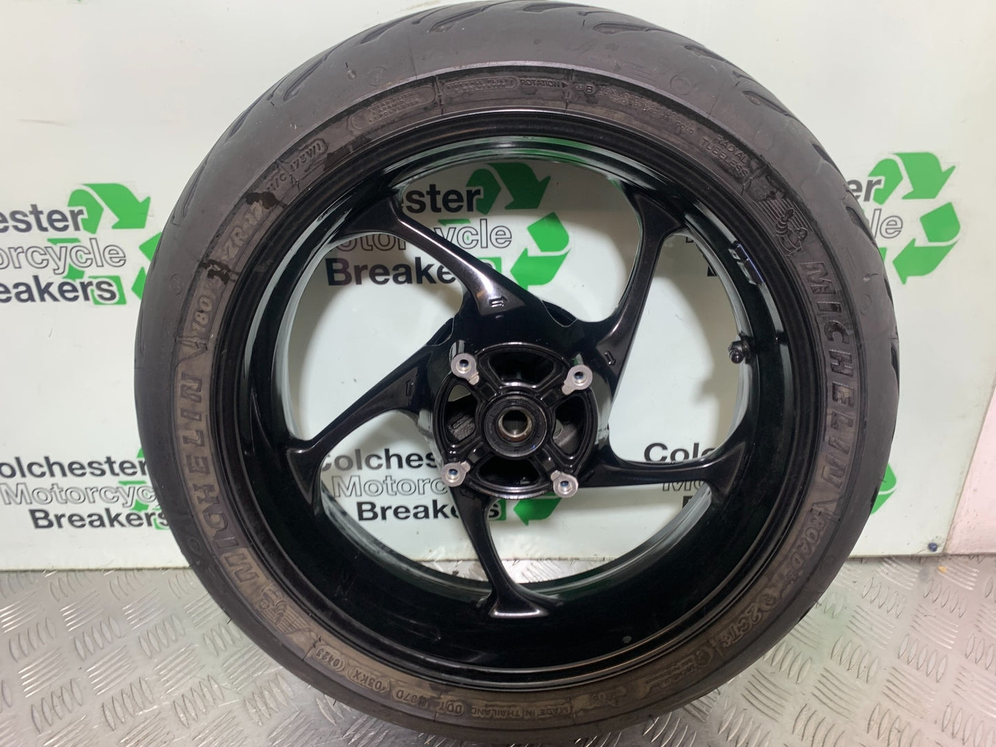 TRIUMPH TRIDENT 660 REAR WHEEL (GOOD TYRE)    YEAR 2021-2024 (CMB1148)