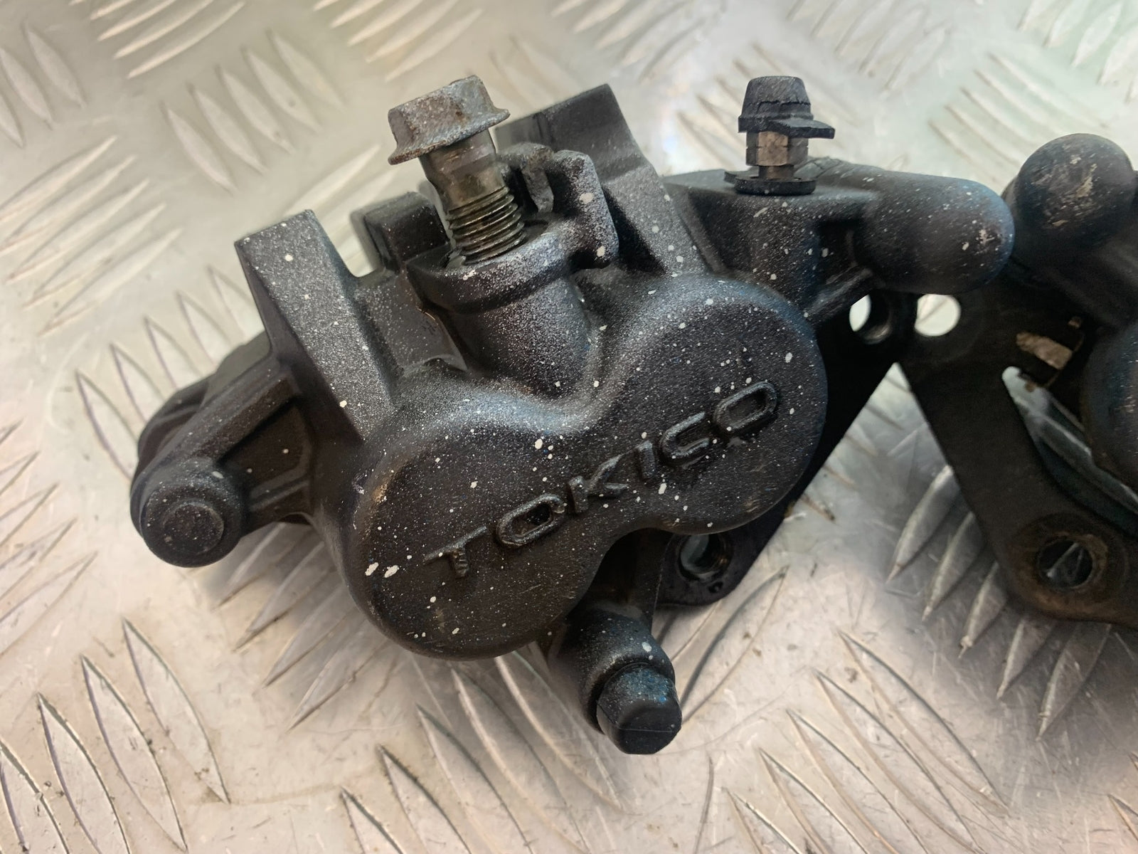 SUZUKI GSX750 F GSX 750 F FRONT BRAKE CALIPERS  YEAR 1998-2003 (CMB1063)