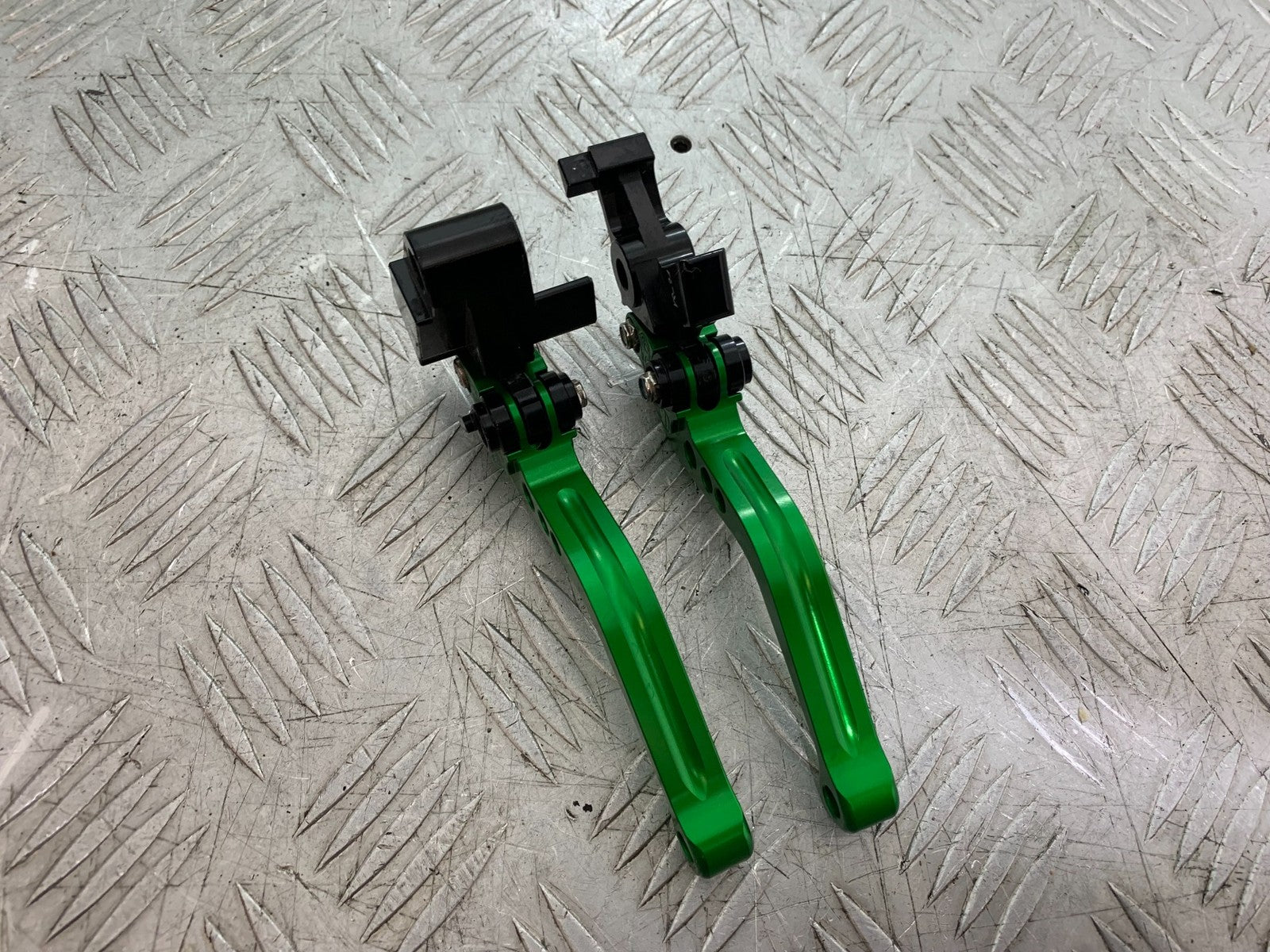 KAWASAKI ER6 N CLUTCH AND BRAKE LEVERS YEAR 2012-2017 (CMB1324)