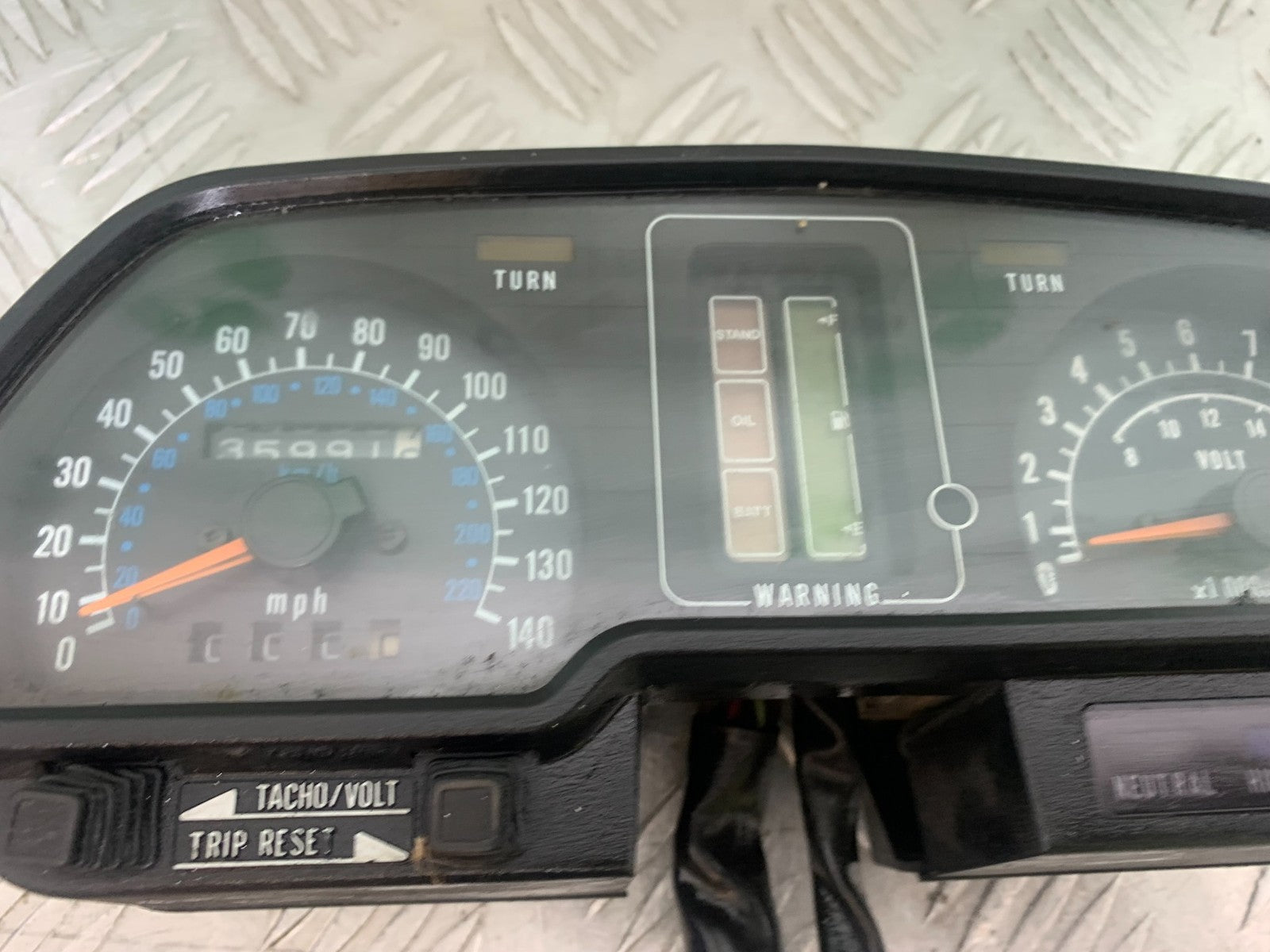 KAWASAKI GT550 GT 550 CLOCKS SPEEDO DASH   YEAR 1989-1994