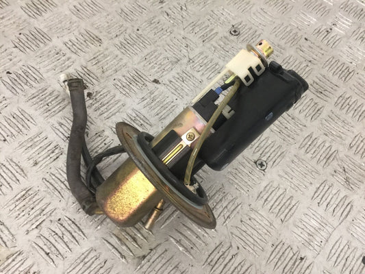 KAWASAKI Z750 Z 750 PETROL PUMP  YEAR 2004-2006  (STOCK 871)
