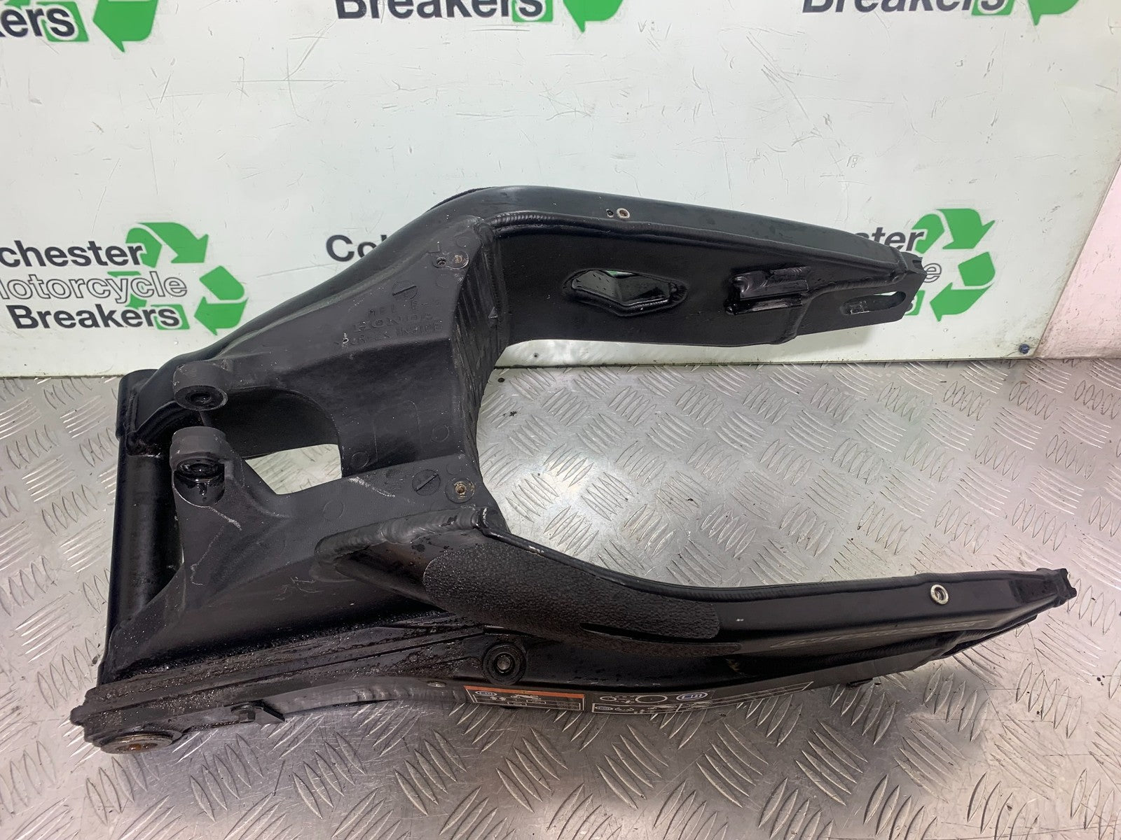 HONDA CBR1000 rr FIREBLADE SWINGARM  YEAR 2012-2016 (CMB1198)