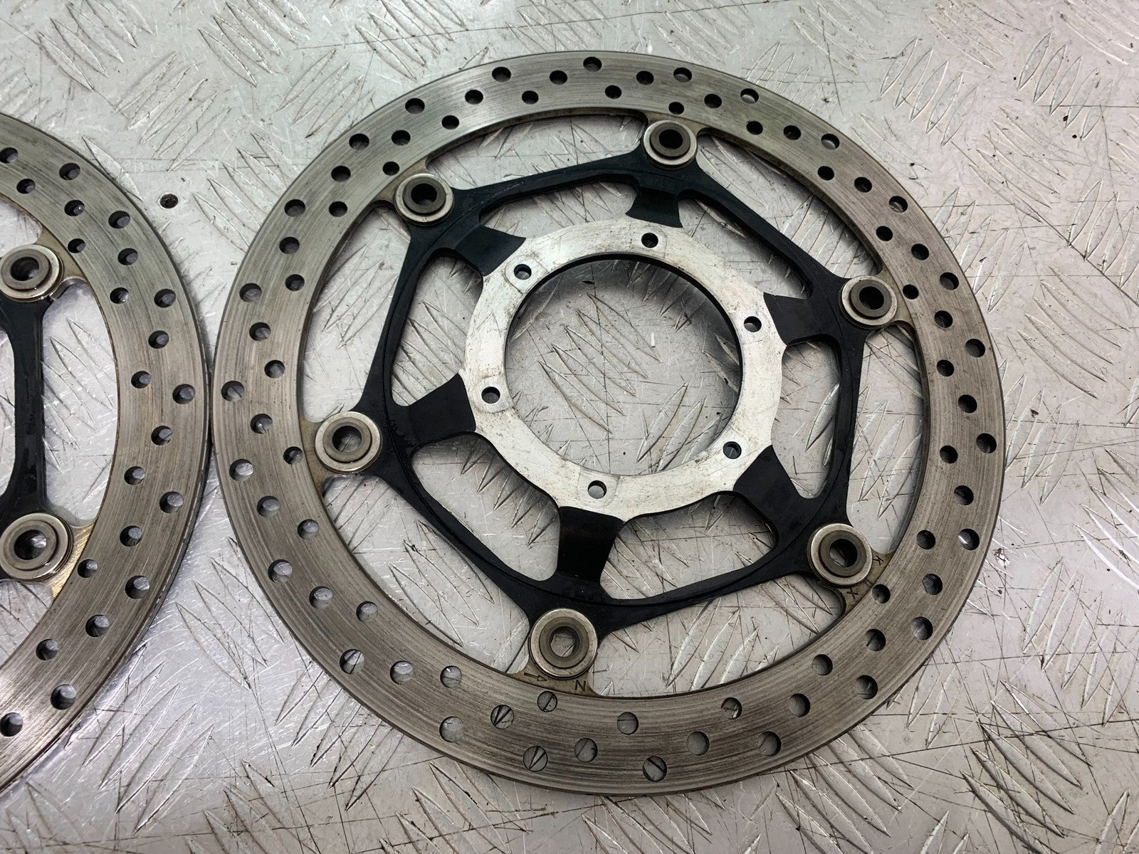 HONDA CBR1000 rr FIREBLADE FRONT BRAKE DISCS   2008-2011 (CMB1253)