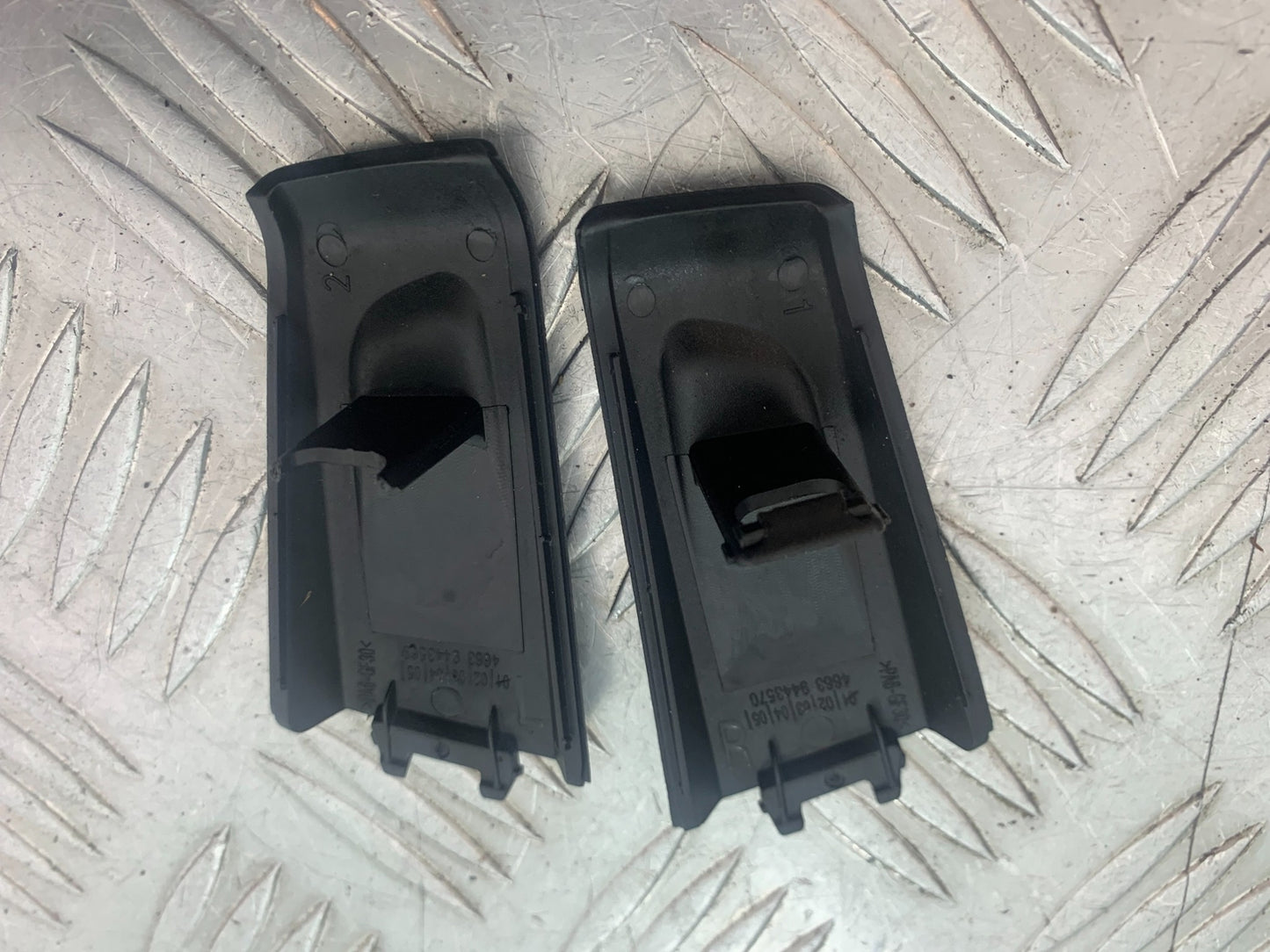 BMW M1000 R LEFT AND RIGHT COVERS  YEAR 2023-2024 (CMB1140)