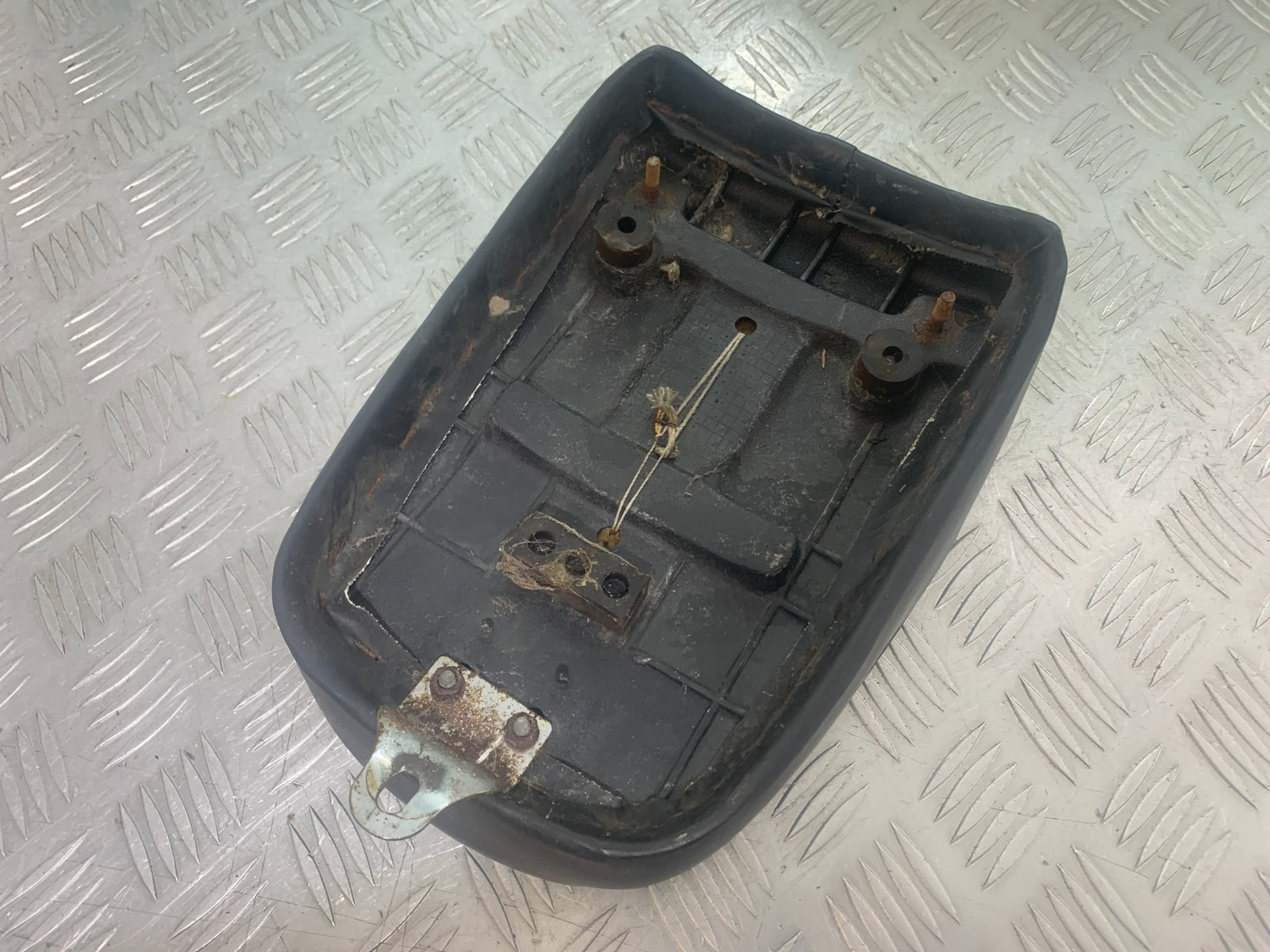 PIONEER XF250 REAR SEAT YEAR 2009 (CMB1143)