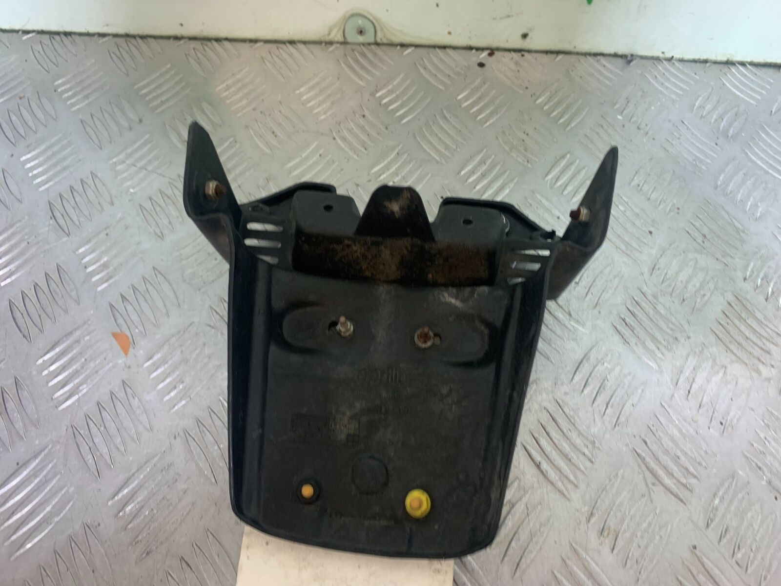 APRILIA RS50 RS 50 REAR MUDGUARD   YEAR 1996-1998 (CMB1132)