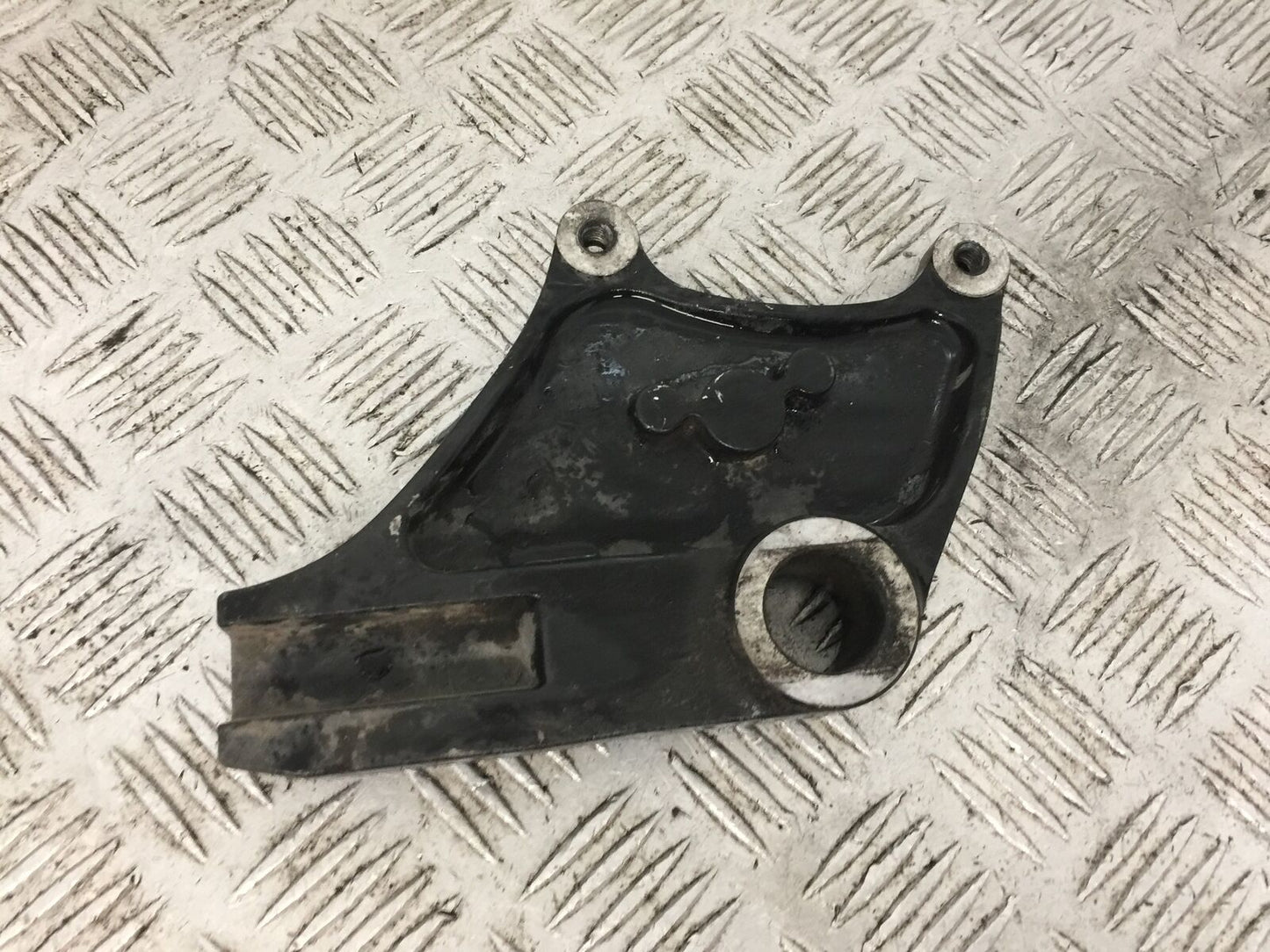 KAWASAKI ZZR1400 ZZR 1400 REAR CALIPER BRACKET YEAR 2007-11(STOCK 893)