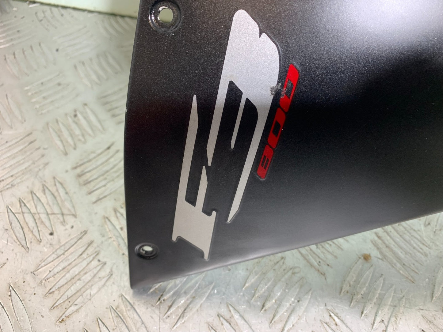 MV AGUSTA 800 F3 LEFT FAIRING PANEL  YEAR 2017-2019 (CMB1227)