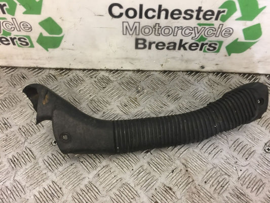 YAMAHA FZR1000 FZR 1000 GENESIS AIR TUBE  (STOCK 433)