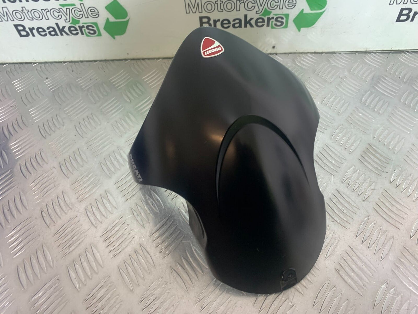 DUCATI DIAVEL 1200 PETROL FRONT MUDGUARD   YEAR 2014-17 (CMB1054)