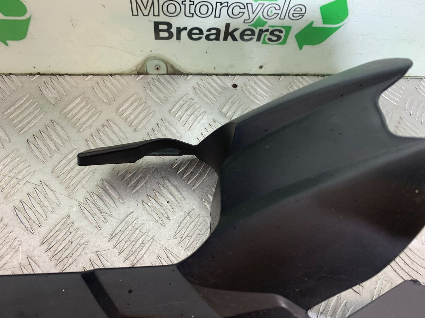 BENELLI BN125 BN 125 REAR HUGGER  YEAR 2018-2021 (CMB1245)