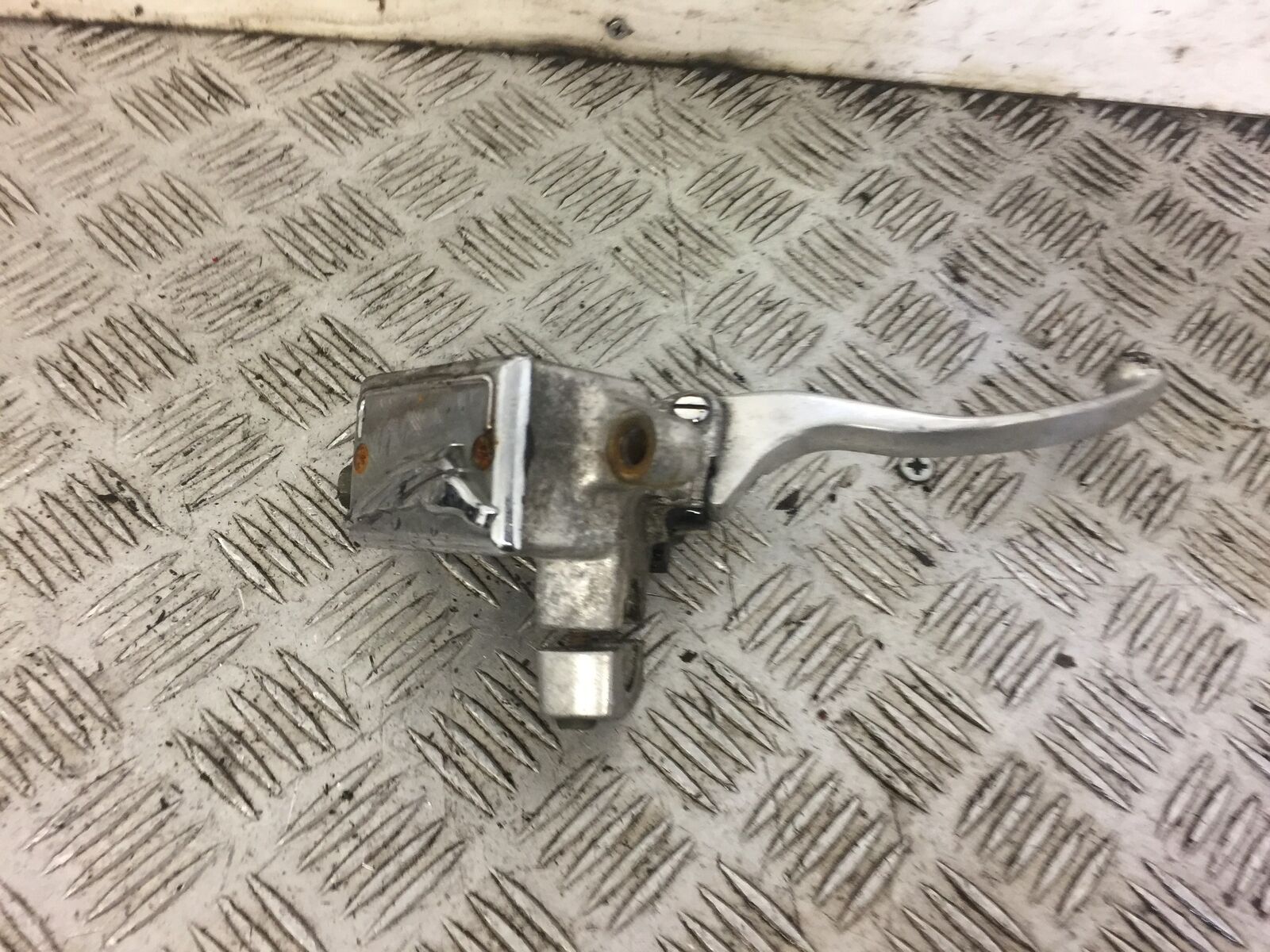 HONDA VT1100 C SHADOW FRONT BRAKE MASTER CYLINDER YEAR 1987-1996  (STOCK 540)