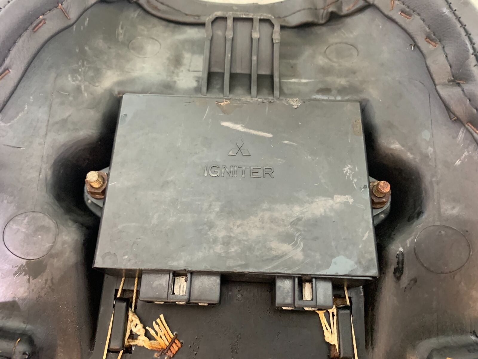 SUZUKI VS1400 VS 1400 INTRUDER CDI UNIT  YEAR 1988 (CMB1077)