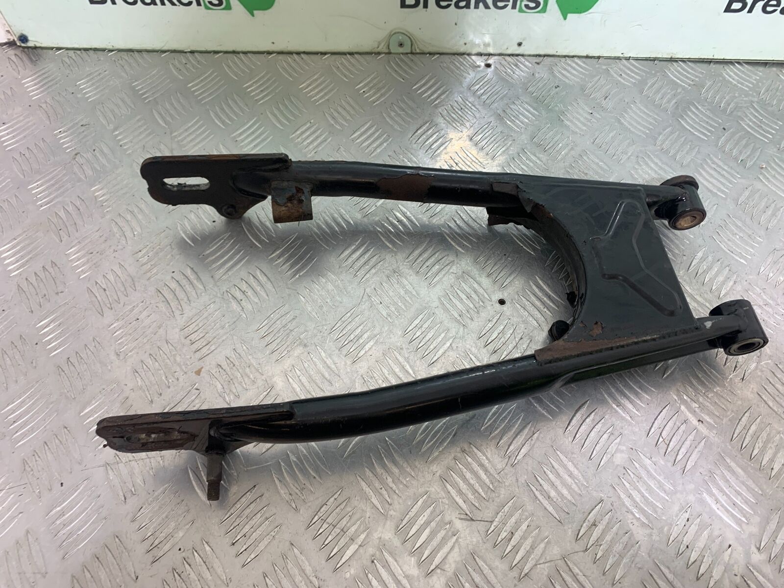 MUTT GT-SS 125 SWINGARM  YEAR 2020- 2024 (CMB1085)