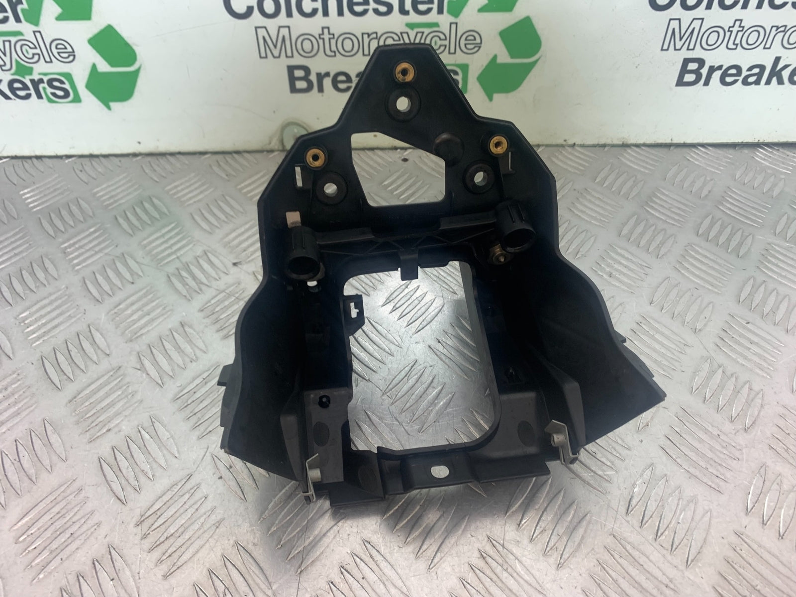 BMW M1000 R SPEEDO BRACKET YEAR 2023-2024 (CMB1140)