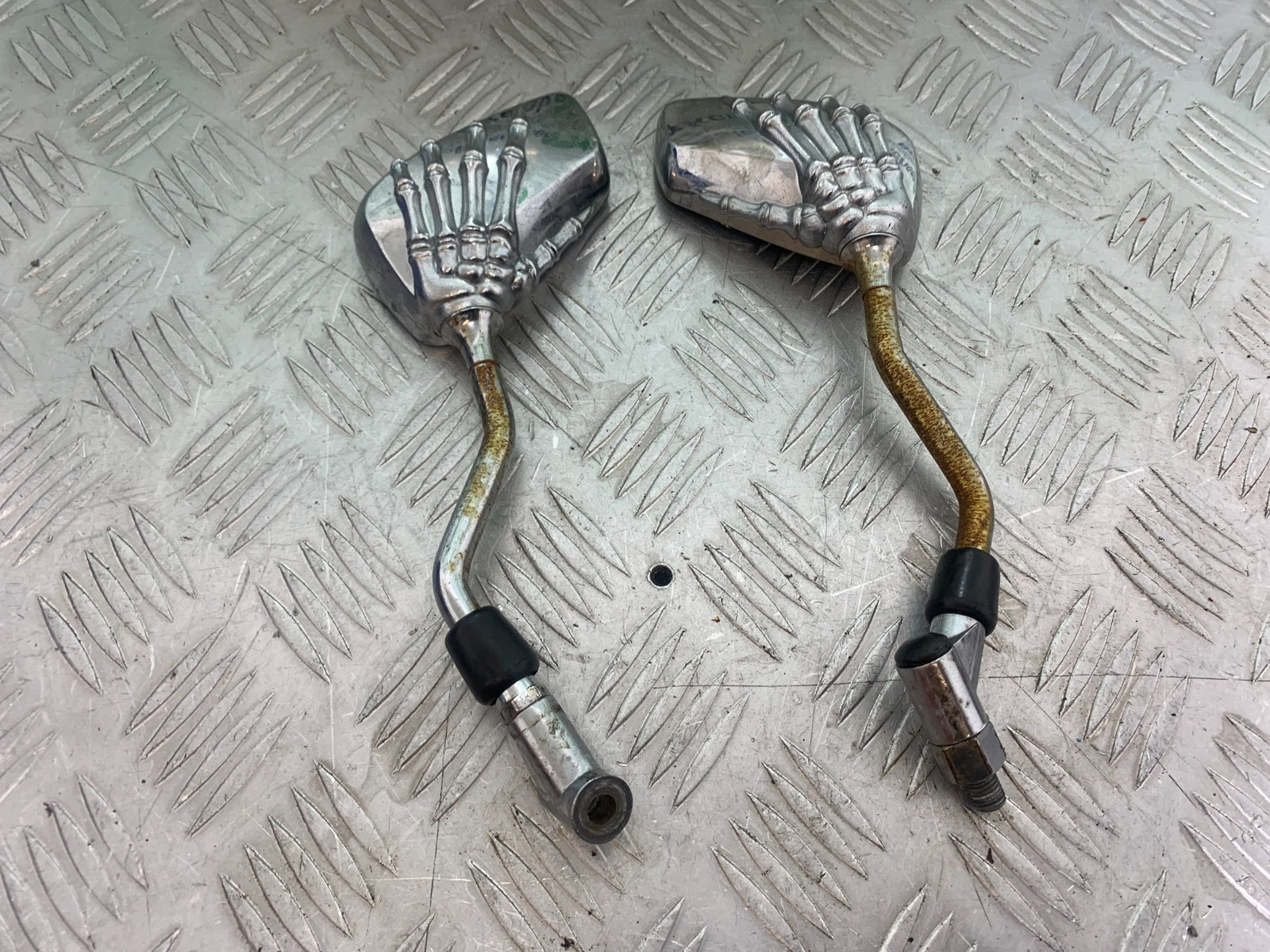 YAMAHA XV535 XV 535 VIRAGO MIRRORS  EAR 1994-02 (CMB1162)