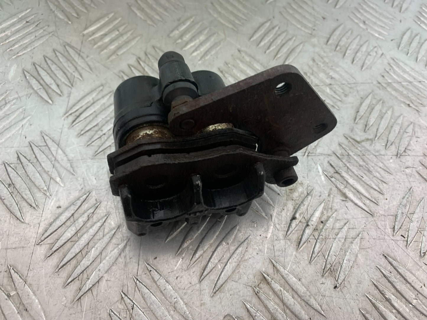 NECO ALEXONE 125 REAR CALIPER  YEAR 2016-2022  (CMB1273)