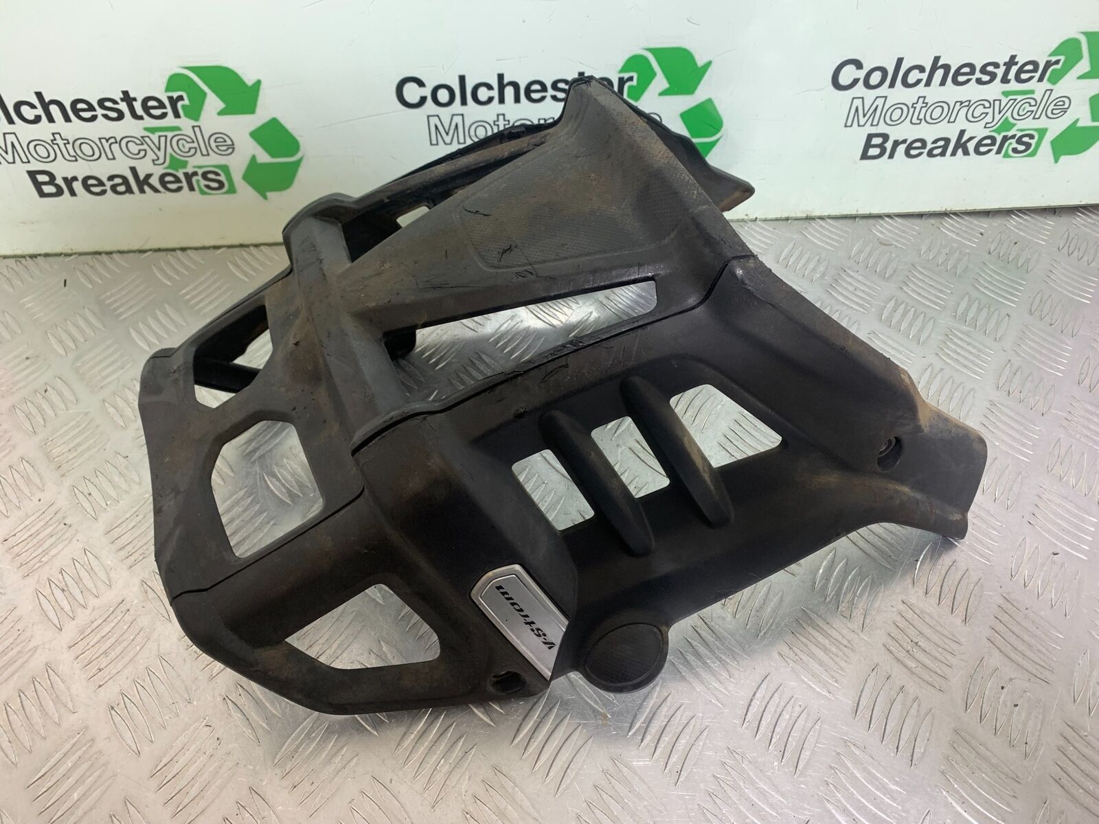 SUZUKI DL 650 V-STROM BELLY PAN  YEAR 2020 (CMB1117)
