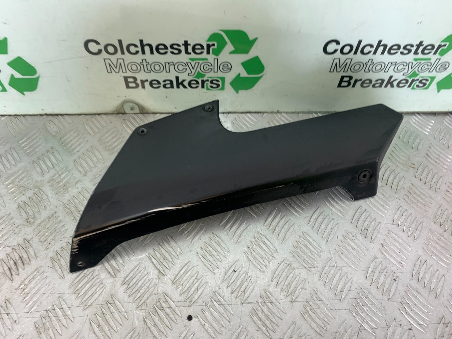 MV AGUSTA 800 F3 LEFT BELLYPAN  YEAR 2017-2019 (CMB1227)