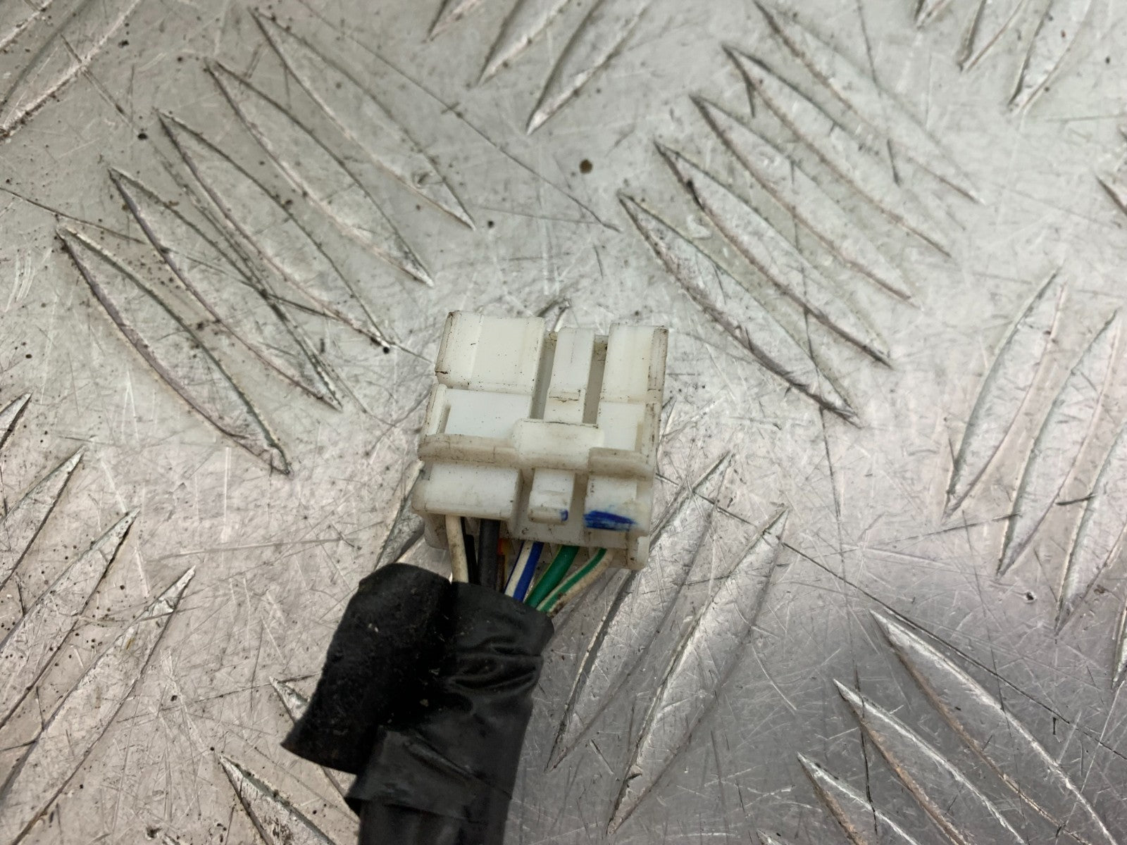 HONDA CBR1000 RR RIGHT SWITCH GEAR  YEAR 2008-2011 (CMB1330)