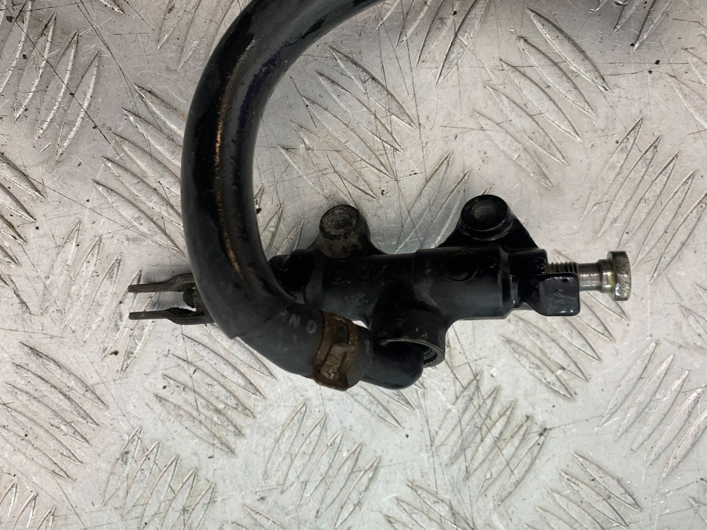 TRIUMPH 955i DAYTONA REAR MASTER CYLINDER  YEAR 2002-2006 (CMB1229)