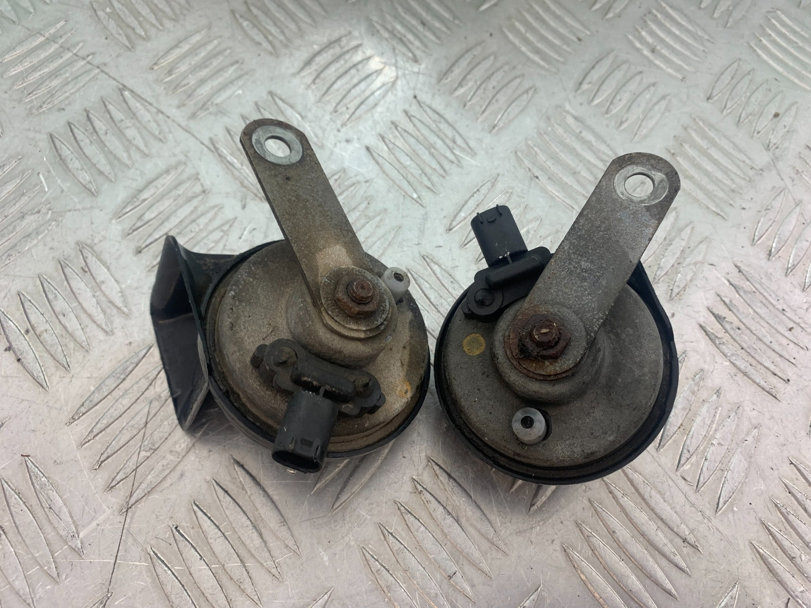 BMW K1200 K 1200 LT HORNS  YEAR 1999-07 (CMB1138)