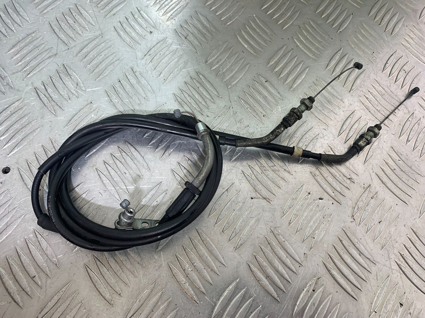 SUZUKI GSF1250 GSF 1250 BANDIT THROTTLE CABLES YEAR 2007-2011 (CMB1125)