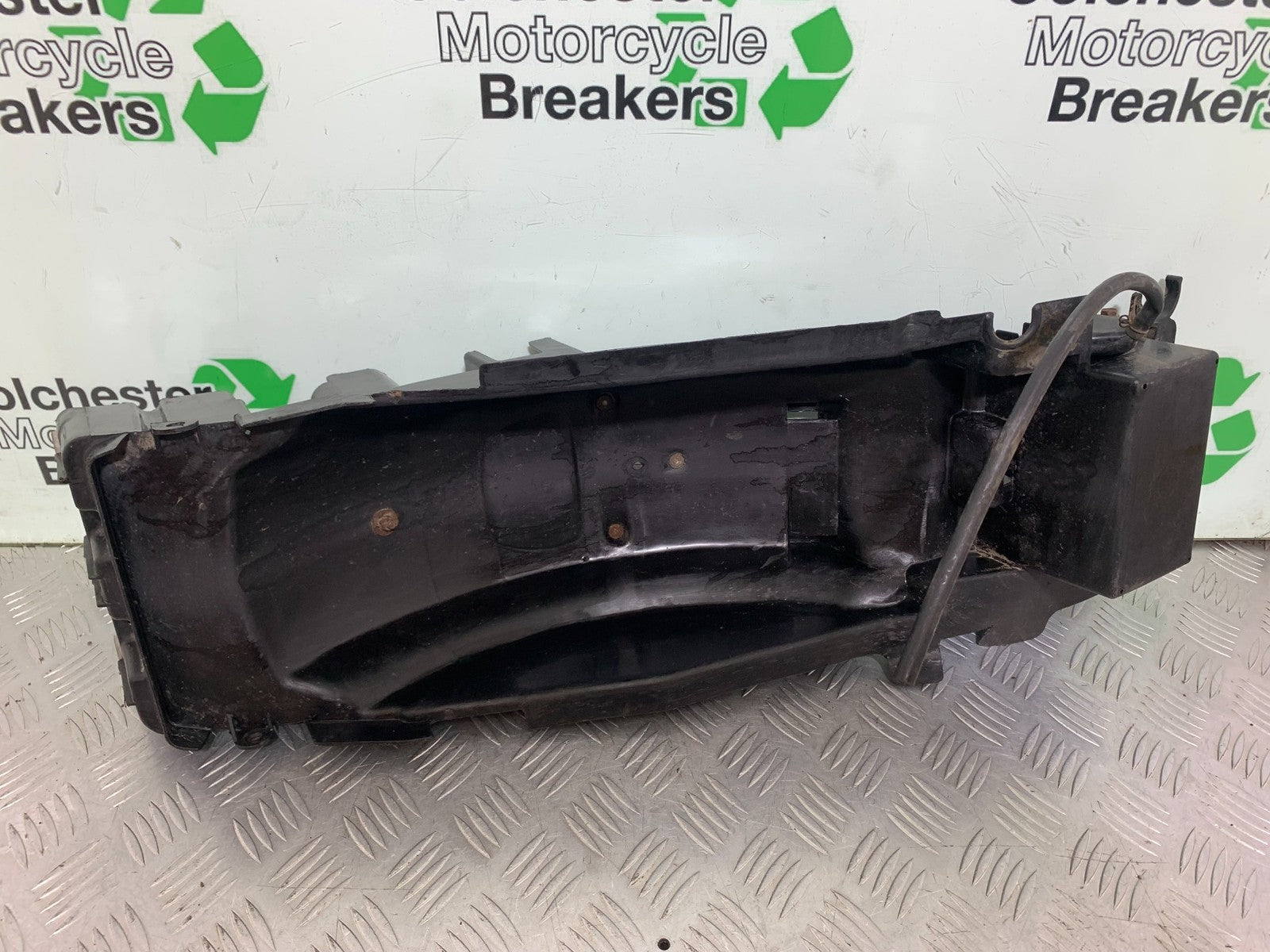 KAWASAKI ZZR1100 D REAR MUDGUARD  YEAR 1993-2001 (CMB1189)