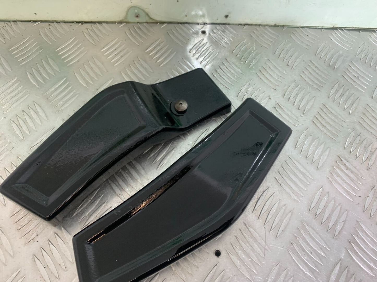SUZUKI INTRUDER VL800 C800 LEFT & RIGHT INFILLS  YEAR 2012-16 (CMB1039)