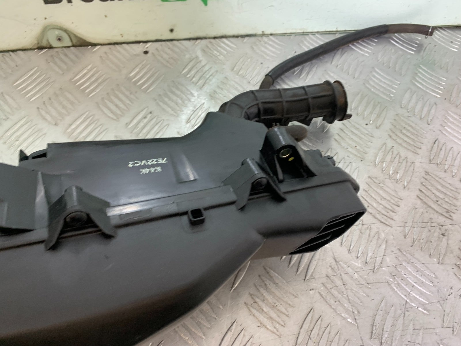 HONDA NSC110 VISION AIRBOX  YEAR 2017-2020 (CMB1249)